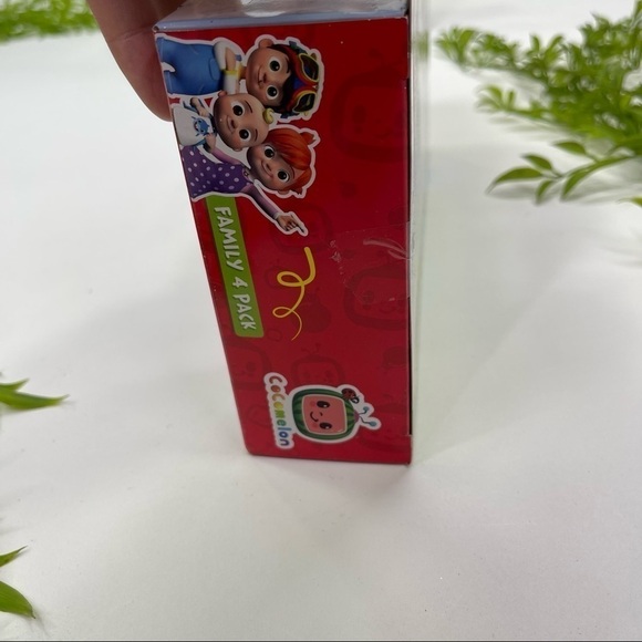 Cocomelon Friends & Family, 4 Figure Pack - 3 Inch Character Toys - Picture 3 of 3